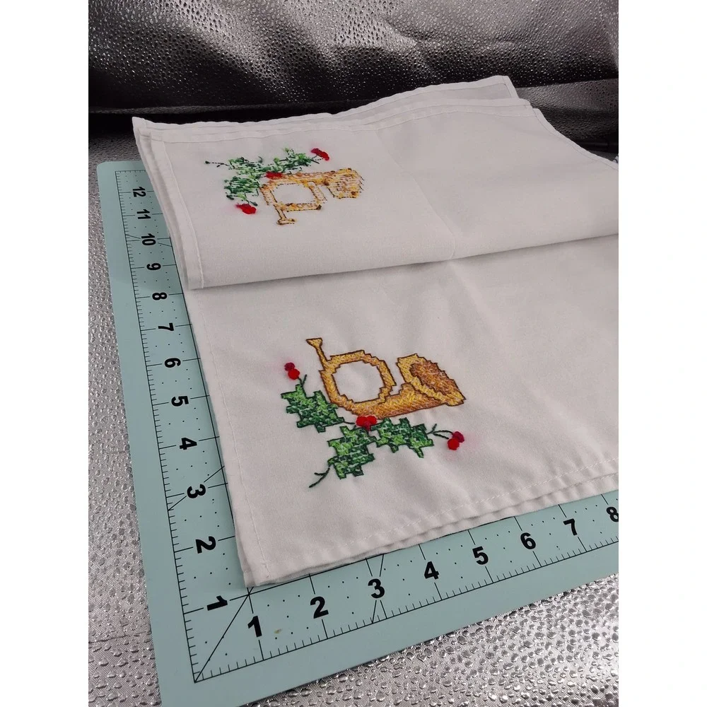 Vintage Cross Stitch‎ Christmas Napkins White Cotton French Horn Holly Set of 6